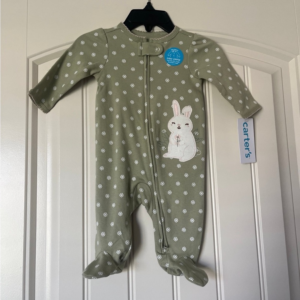 NWT baby sleep and play